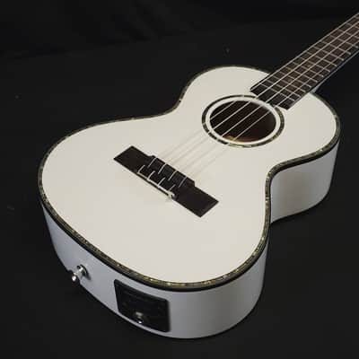 Lanikai Julia Michaels White Pearl Tenor Signature Acousic Electric Ukulele w/i ag image 1