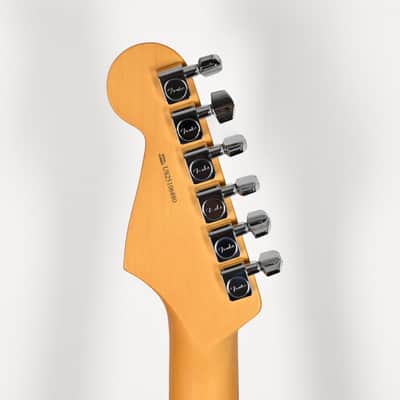 Fender American Professional II Stratocaster HSS- Miami Blue 2025 (US25106880) image 9