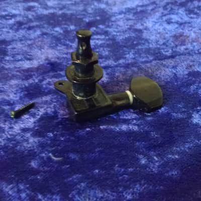 1980s Gotoh Tuner Right hand Black Single image 3