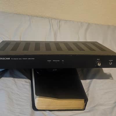 TASCAM Pa-20 mk ii duel power amp image 2