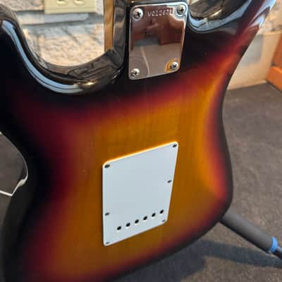 Fender American Vintage '62 Stratocaster 1986 - 3-Color Sunburst image 11