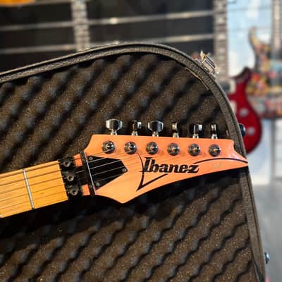Ibanez JEM777SK 1988 - Shocking Pink image 12