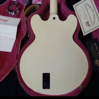 One Of 200 SPECIAL GIBSON ES-335 Showcase Dot Alpine White Year 1988 image 6
