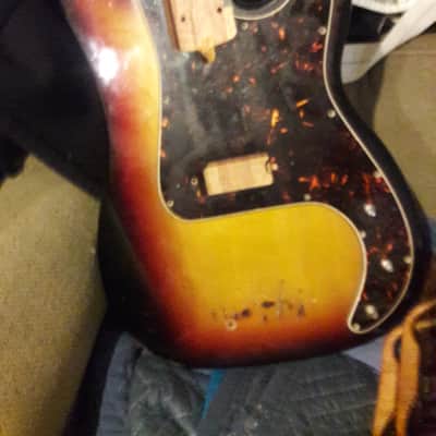 Washburn P Bass 1978 - Sunburst image 5