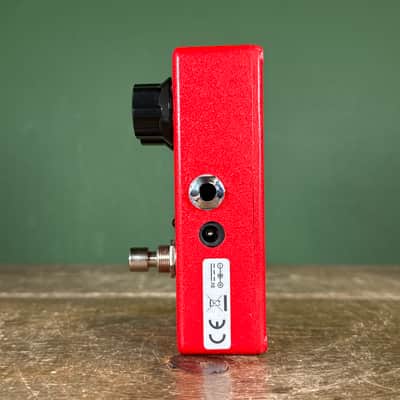 MXR M102 Dyna Comp 1995 - Present - Red image 5