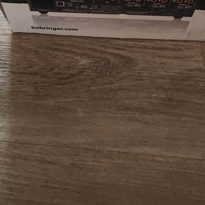 Behringer Pro Mixer VMX300USB 3-channel DJ Mixer 2010s - Standard image 3