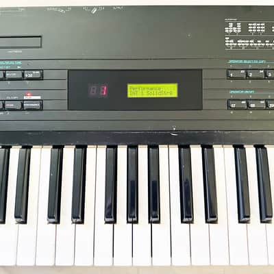 YAMAHA DX-7s MKII Vintage FM Synthesizer Made in Japan-1987 Good Condition !... image 5