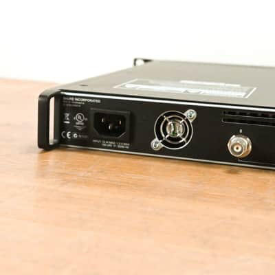 Shure PA821A Antenna Combiner for PSM Wireless Systems  - 470-952 MHz CG0106C image 9