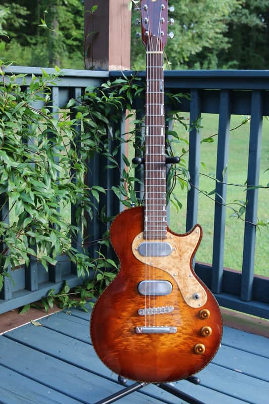 Versoul Henry LTD 2013 2 Color Sunburst image 1