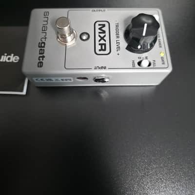 MXR M135 Smart Gate 2004 - Present - Gray image 5