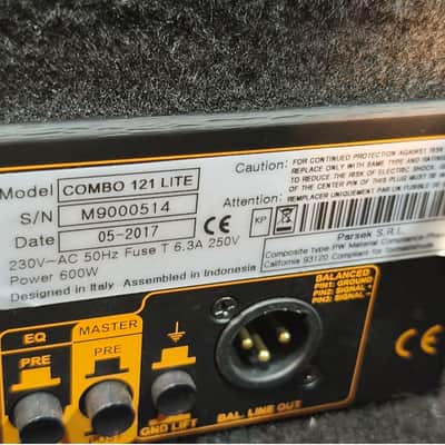 Markbass Combo 121 Lite Alain Caron Signature 300 / 500-Watt 1x12" Bass Combo 2010s - Black image 9