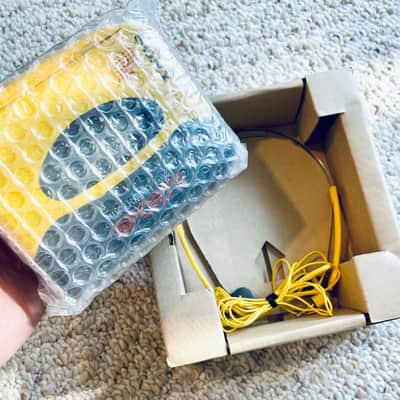 [Rare Full Set] Sony WM-SXF10 Walkman Cassette Player, Mint Yellow, Working ! image 4