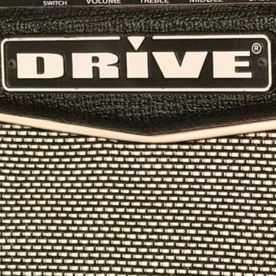 Drive CD200 20-Watt Solid-State Guitar/Bass Combo Amplifier - Working Drive/Headphone Input image 2