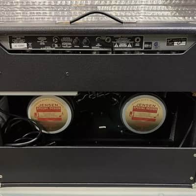 Fender '65 Twin Reverb 2x12-inch 85 Watt Tube Combo Amp Black image 8