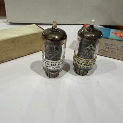 Rare White Tip NOS Pair of The Highest Medical Grade Telefunken 12ax7/ecc83 1952 made for Boonton image 2