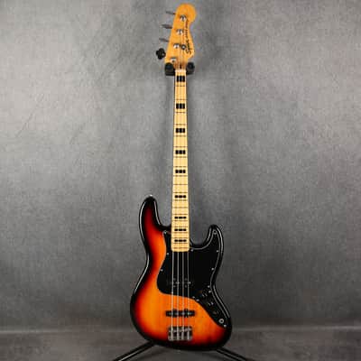 Squier Classic Vibe 70s Jazz Bass - 3 Tone Sunburst - 2nd Hand (166177) image 2