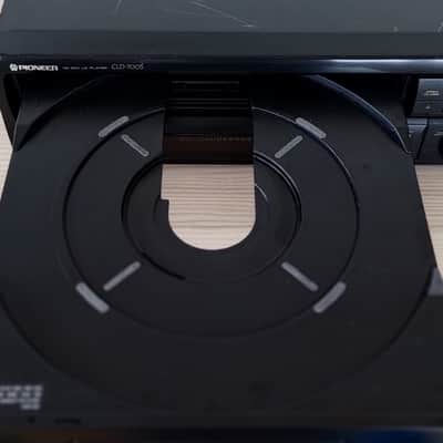 Pioneer CLD-700S Laserdisc image 5