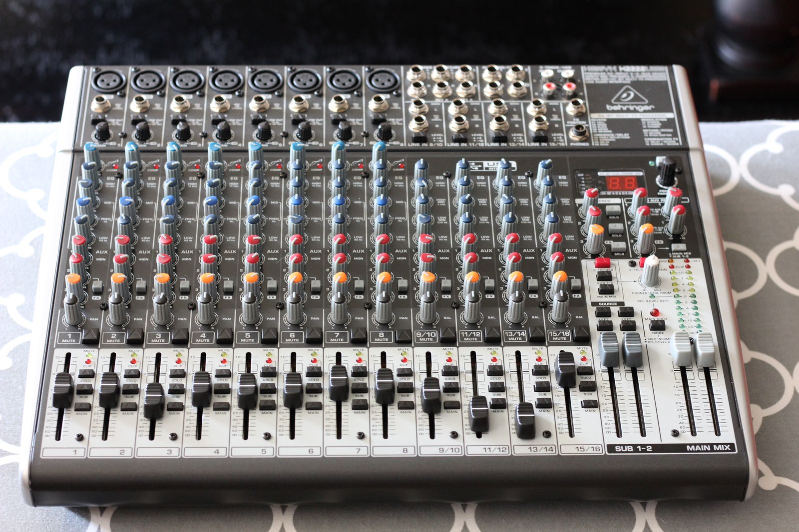 Behringer Xenyx X2222USB 22-Input Mixer with USB Interface | Reverb