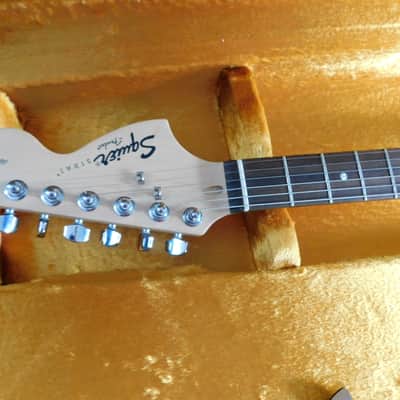 Fender Squier Affinity Series Stratocaster -- Signed by Winter Brothers and Rick Derringer ! image 2