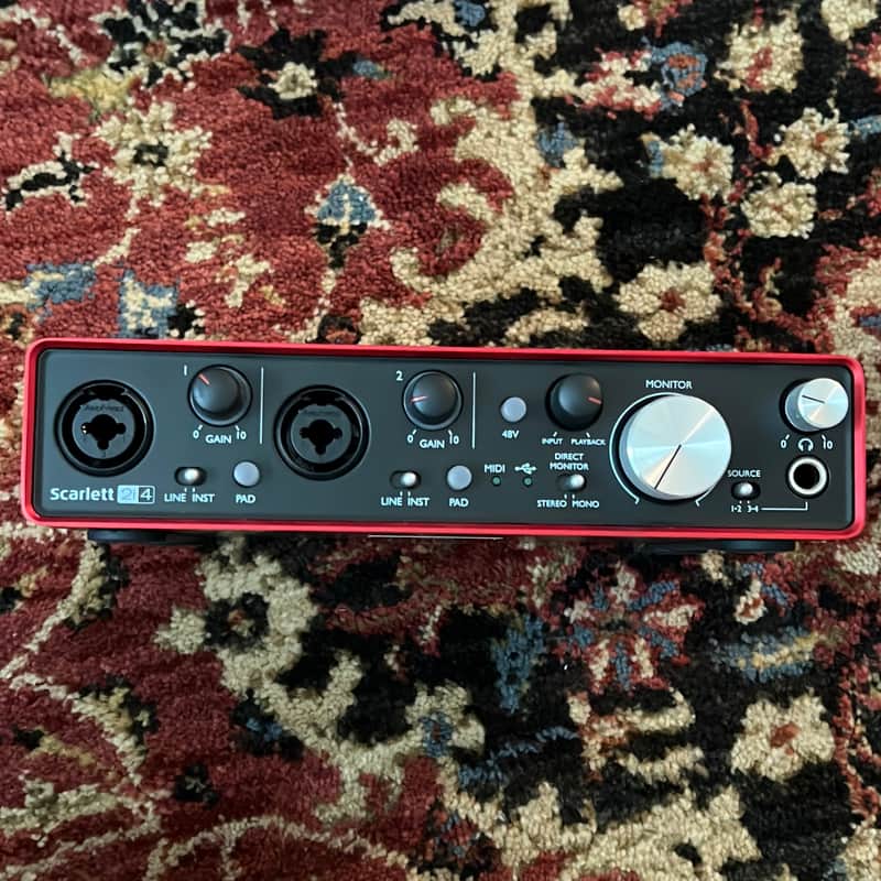 Focusrite Scarlett 2i4 2nd Gen USB Audio Interface 2016 - 2018 - Red / Black image 1