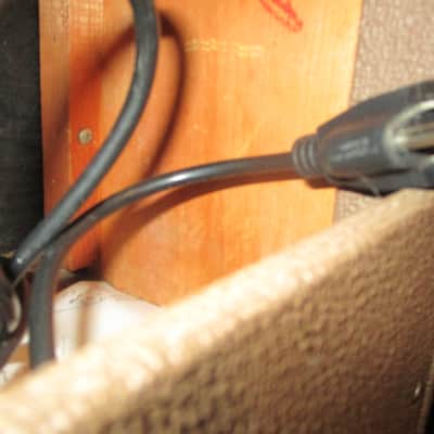Fender Princeton 6G2 Brownface 12-Watt 1x10" Guitar Combo  1961 - 1963 - Brown- Original handle included image 8