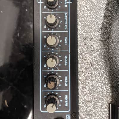 Roland SUPERCUBE-40 40-Watt 1x10" Guitar Combo 1978 - 1989 - White image 5