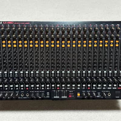 Roland M-480 48 Input Line Mixer 1990s - Black