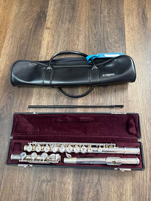 Yamaha YFL-481 Intermediate B-Foot Flute 2010s - Silver image 1