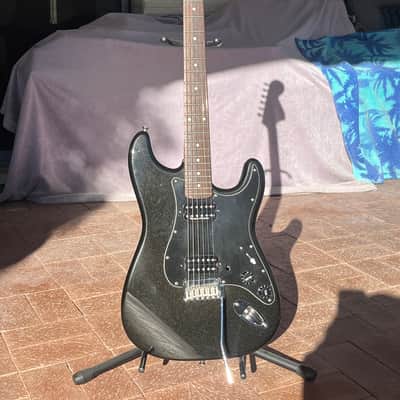 Fender Squire ‘Fat Strat’ upgraded + modded W Soft Case image 2