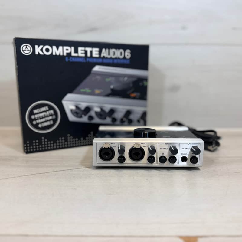 Native Instruments Komplete Audio 6 Gen 1 USB Audio Interface w/ Original Box & USB Cable 2010's image 1
