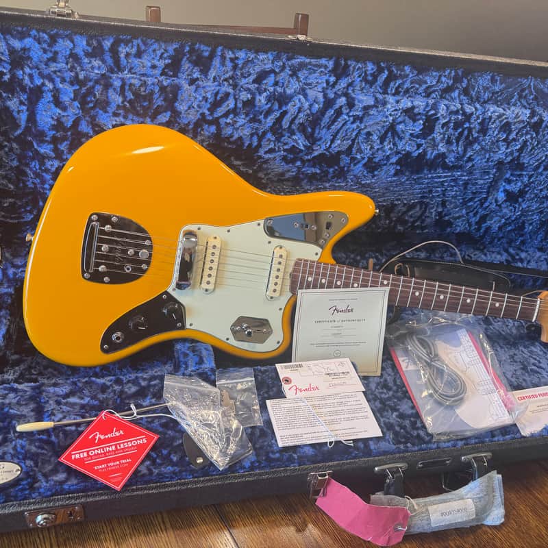 Fender Johnny Marr Signature Jaguar Limited Edition 2022 - Fever Dream Yellow