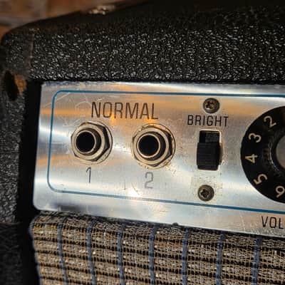 Vintage 1977 Fender Super Reverb 2-Channel 40-Watt 4x10" Guitar Combo Silverface w/ Footswitch image 4