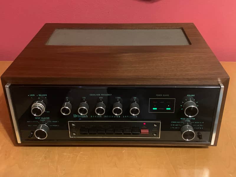 McIntosh MA6200 100-Watt Stereo Solid State Integrated Amplifier image 1