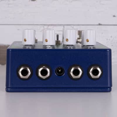 EarthQuaker Devices Avalanche Run V2 - Powder Night Blue image 4