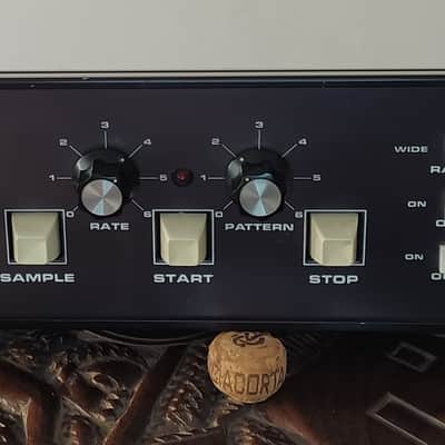 Moog 1125 Sample - Hold 1977 - Very good image 1