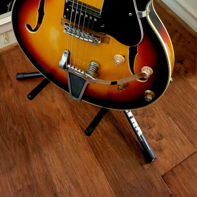 Vintage Kent Hollowbody Early 70's Sunburst - All Original image 2