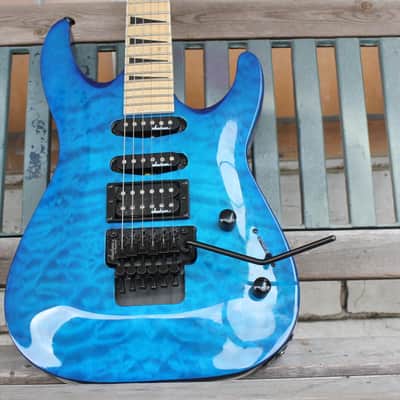 Jackson JS34Q DKA-M Dinky Archtop with Maple Fretboard (Translucent Blue) image 2