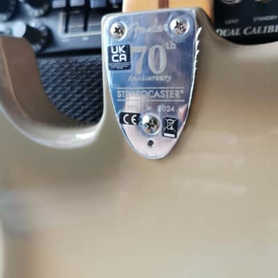 Fender 70th Anniversary Stratocaster Hardtail 2024 - Antigua Burst image 12