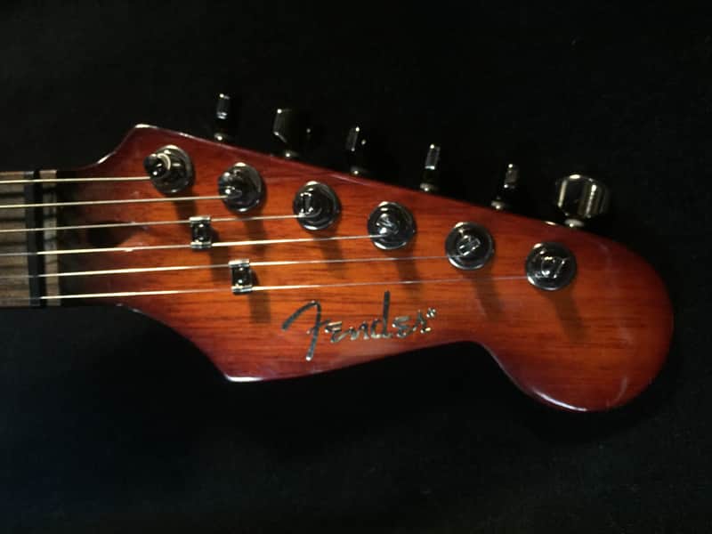 Fender Showmaster QBT SSS Quilt Bubinga Electric Guitar - Seymour