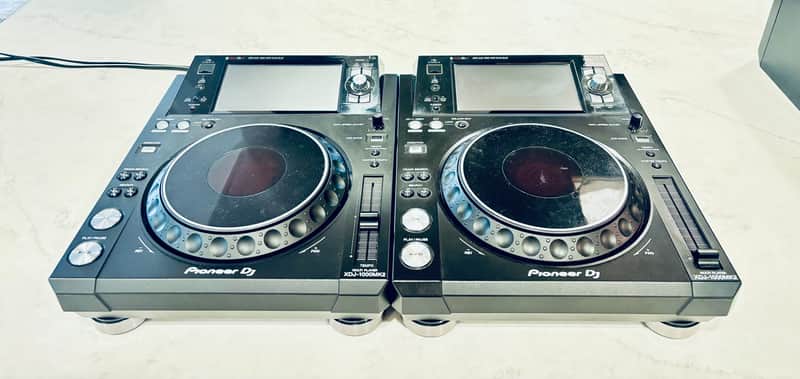 Pioneer XDJ-1000MK2 Digital Performance DJ Multi-Player