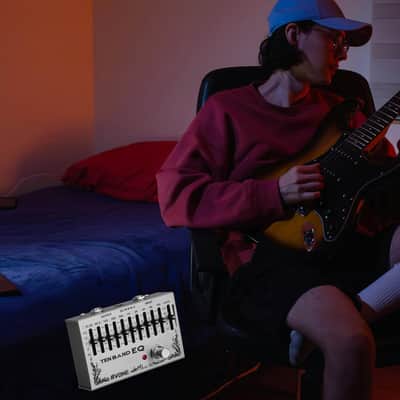 RVONE 10-Band Equalizer Pedal | Low-Noise EQ Pedal for Guitar, Bass & Pedalboards | True Bypass for Pure Signal Effects Chain | Live Stage, Studio Recording & Mixing (31.25Hz–16kHz ±12dB) | Portable image 4