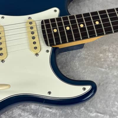 2002 Fender Highway One USA Stratocaster Sapphire Blue Transparent image 7