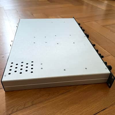 Helios Type 69 1R – stereo pre amp / EQ 'Tony Arnold' image 8