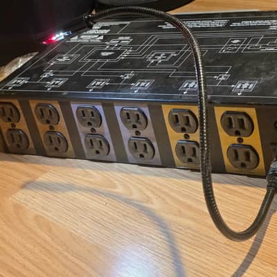Monster Power Pro 3500 + XLR 18v Lamp included image 3