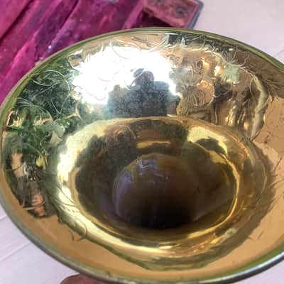 Frank Holton & Co professional trumpet / serial number  33765 /   +- 1917 made in Chicago USA floral engraving ! image 4