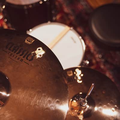 MEINL CC18MC-B Classics Custom Brilliant Medium Crash 18 Zoll Becken image 7