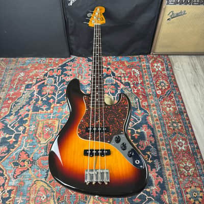 1962 Fender Jazz Bass Reissue Vintage Collection 3 Tone Sunburst Model JB62-70US - 2002-2004 image 10