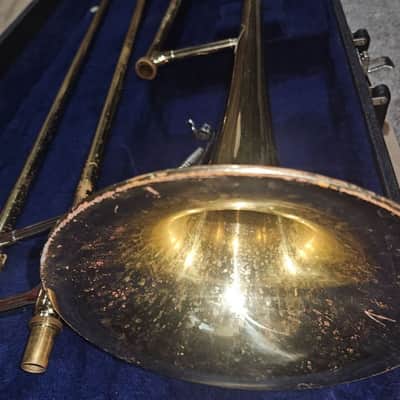 Holton TR602R Brass Trombone, Japan, case & mouthpiece, Very Good Condition image 12
