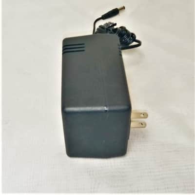 CPI Plug-In Class 2 Transformer Regulated DC Adaptor image 3