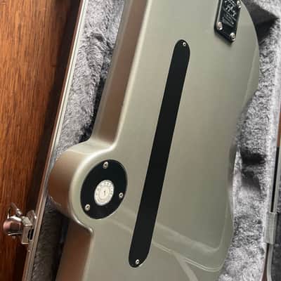 DEMO VIDEO Epiphone Airscreamer (US Customers Tax included in shipping price) 2003 - Metallic Silver with Airstream Graphic image 5